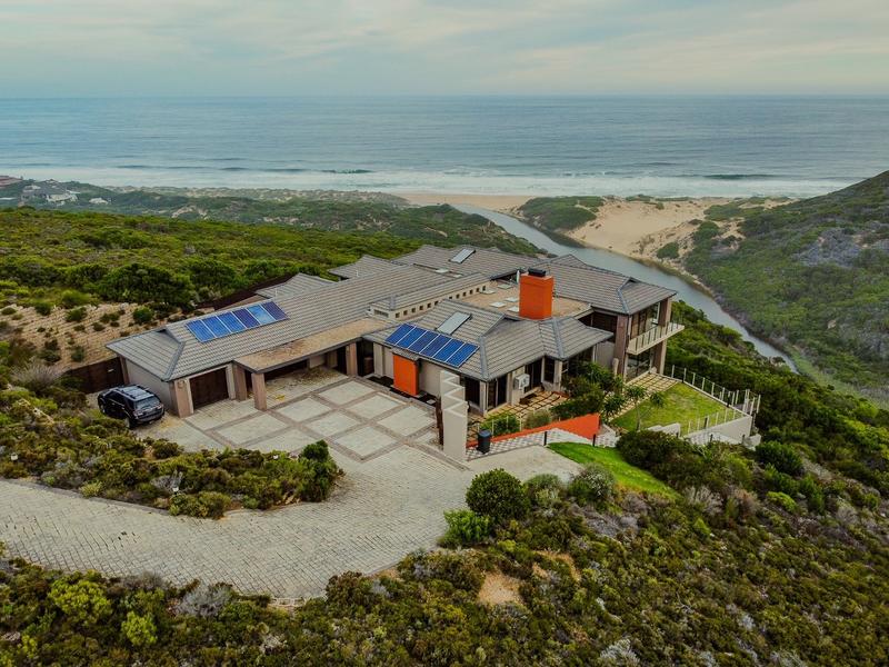 6 Bedroom Property for Sale in Dana Bay Western Cape